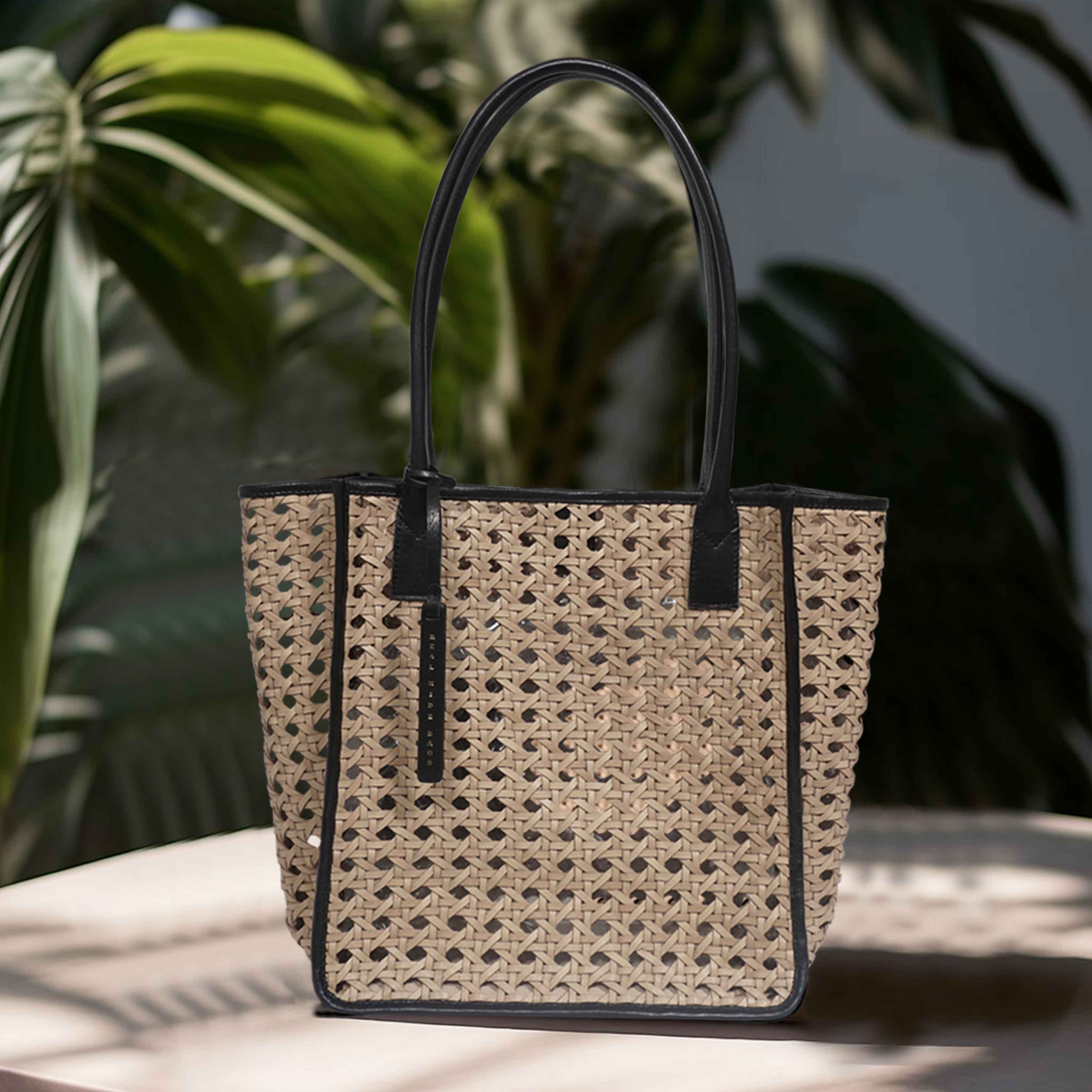 'PELLE TESSUTA' Beige & Black Real Leather Woven Tote Bag