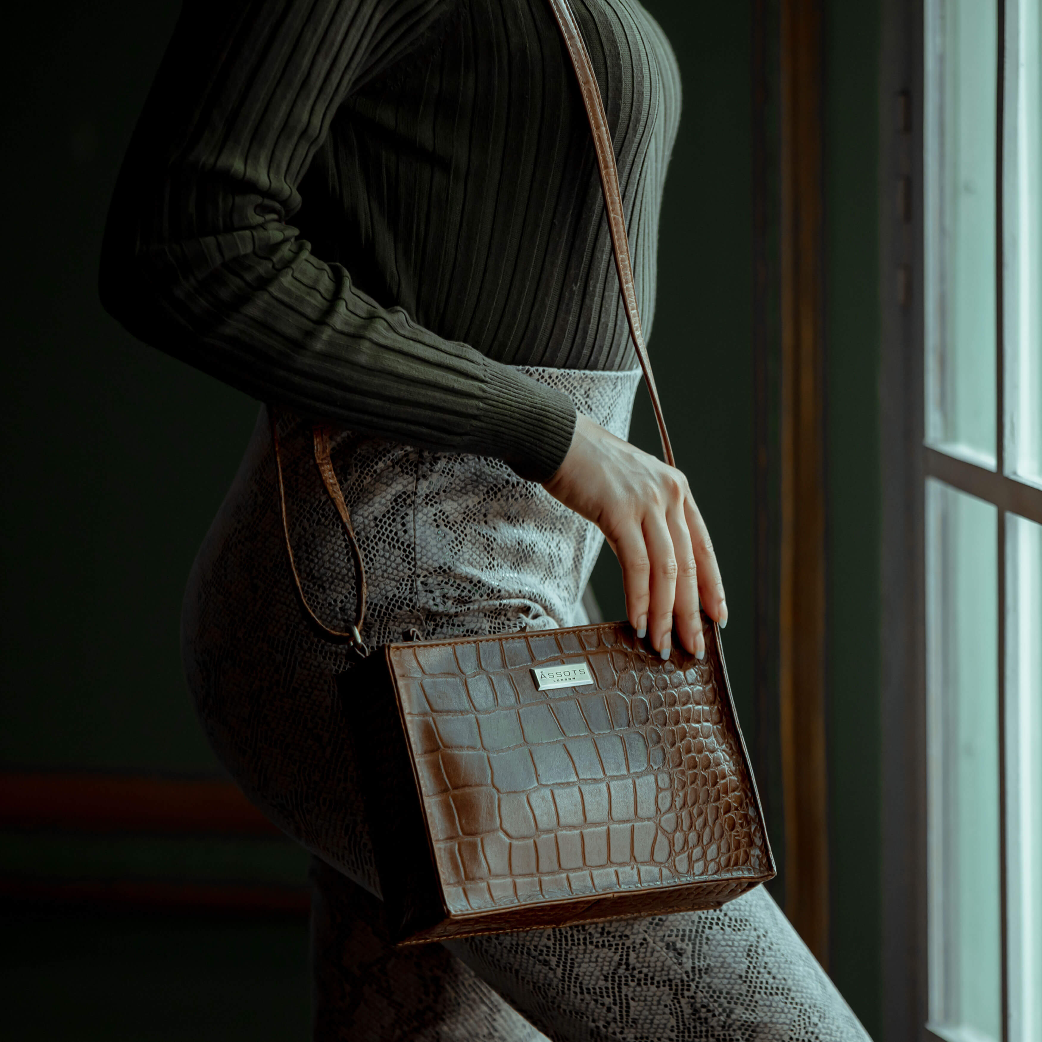 'SUSAN' Tan Croc Real Leather Rectangle Box Crossbody Bag