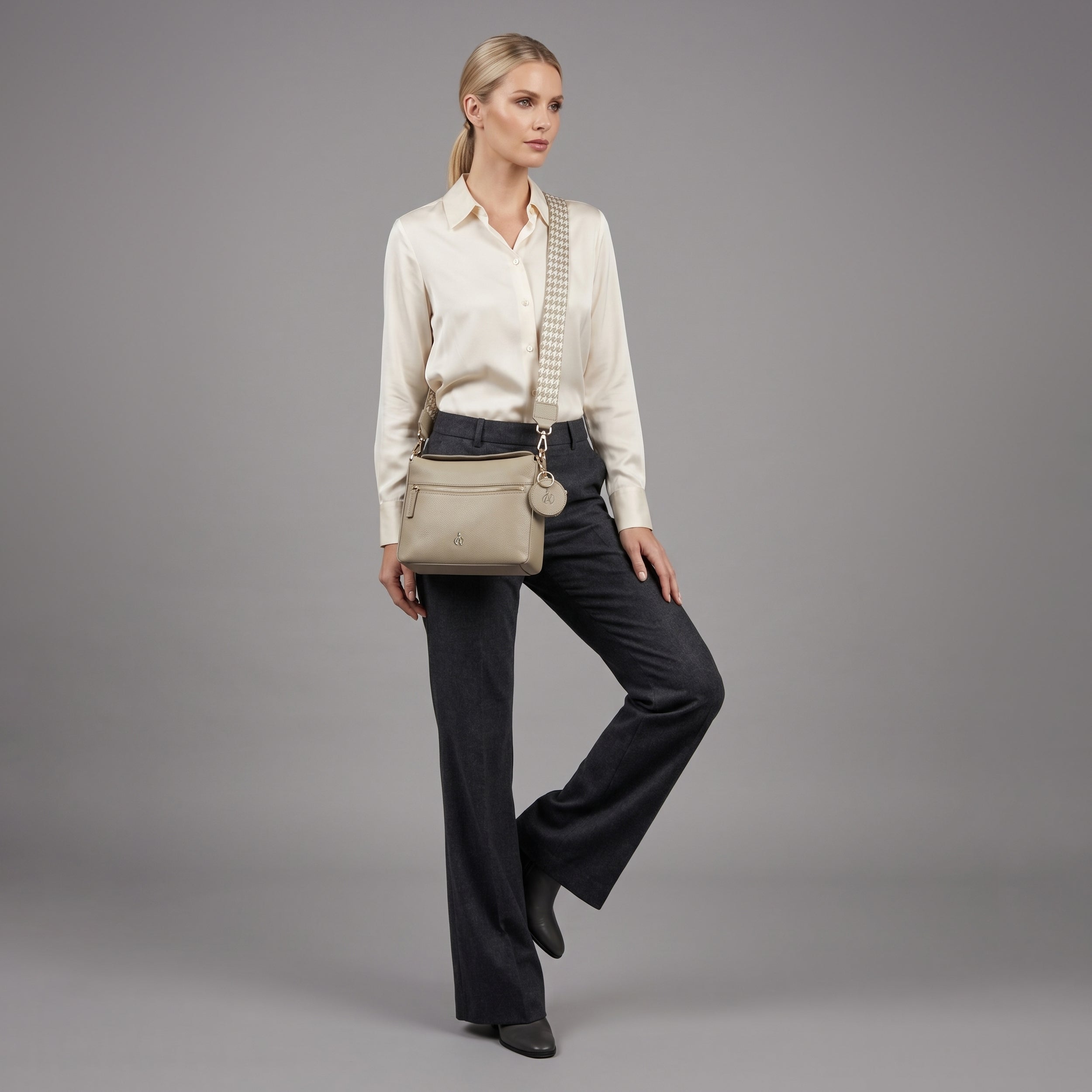 'FIONA' Fog Grey Pebble Grain Real Leather Shoulder Bag
