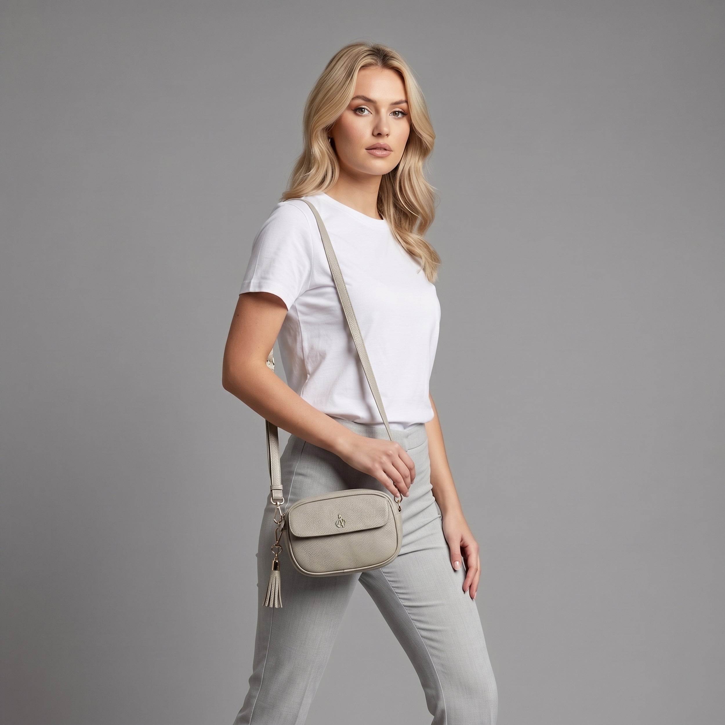 'HACKNEY MINI' Fog Grey Pebble Grain Real Leather Crossbody Bag